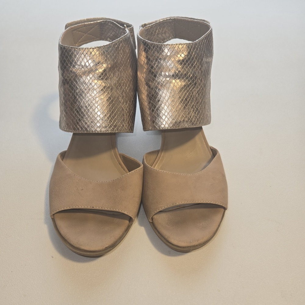 Naturalizer Womens Heeled‎ Sandals Size 9 Gold Snake Ankle Cuff Block Heel